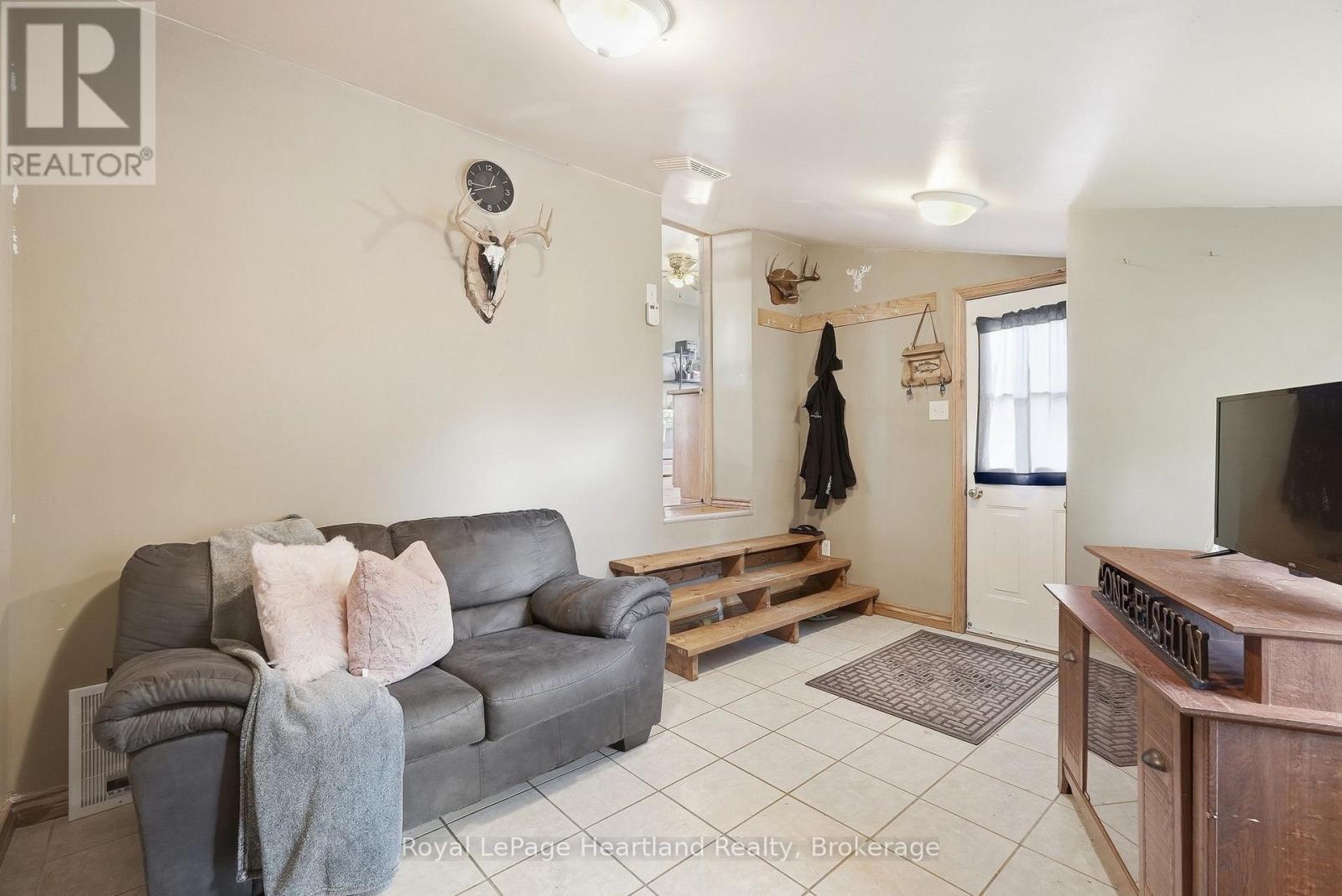 8 Clarke Street S Property Photo 15