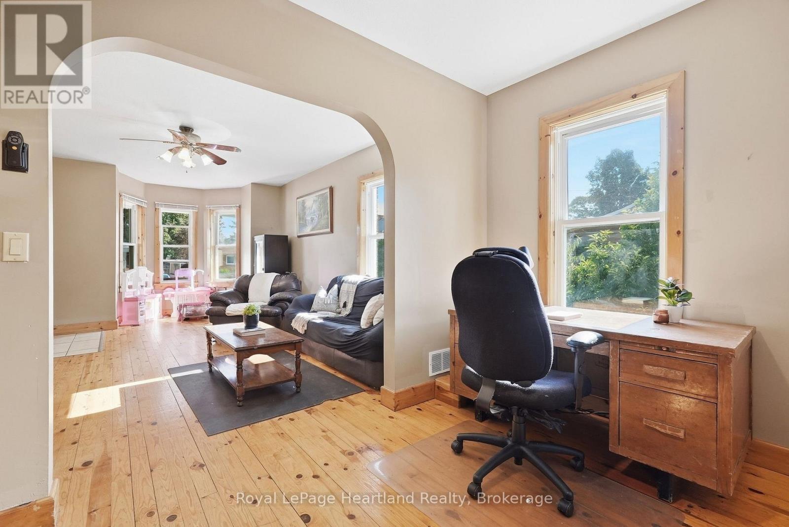8 Clarke Street S Property Photo 17