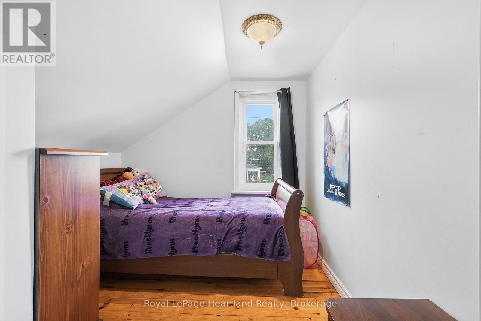 8 Clarke Street S Property Photo 19