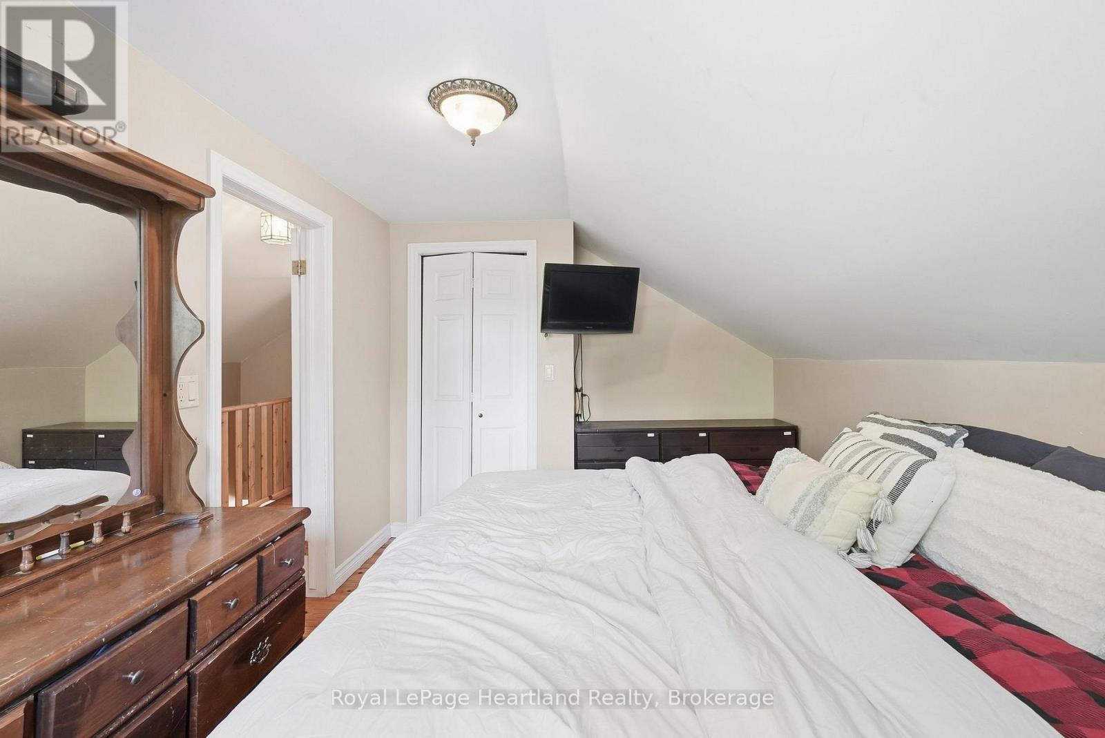 8 Clarke Street S Property Photo 21
