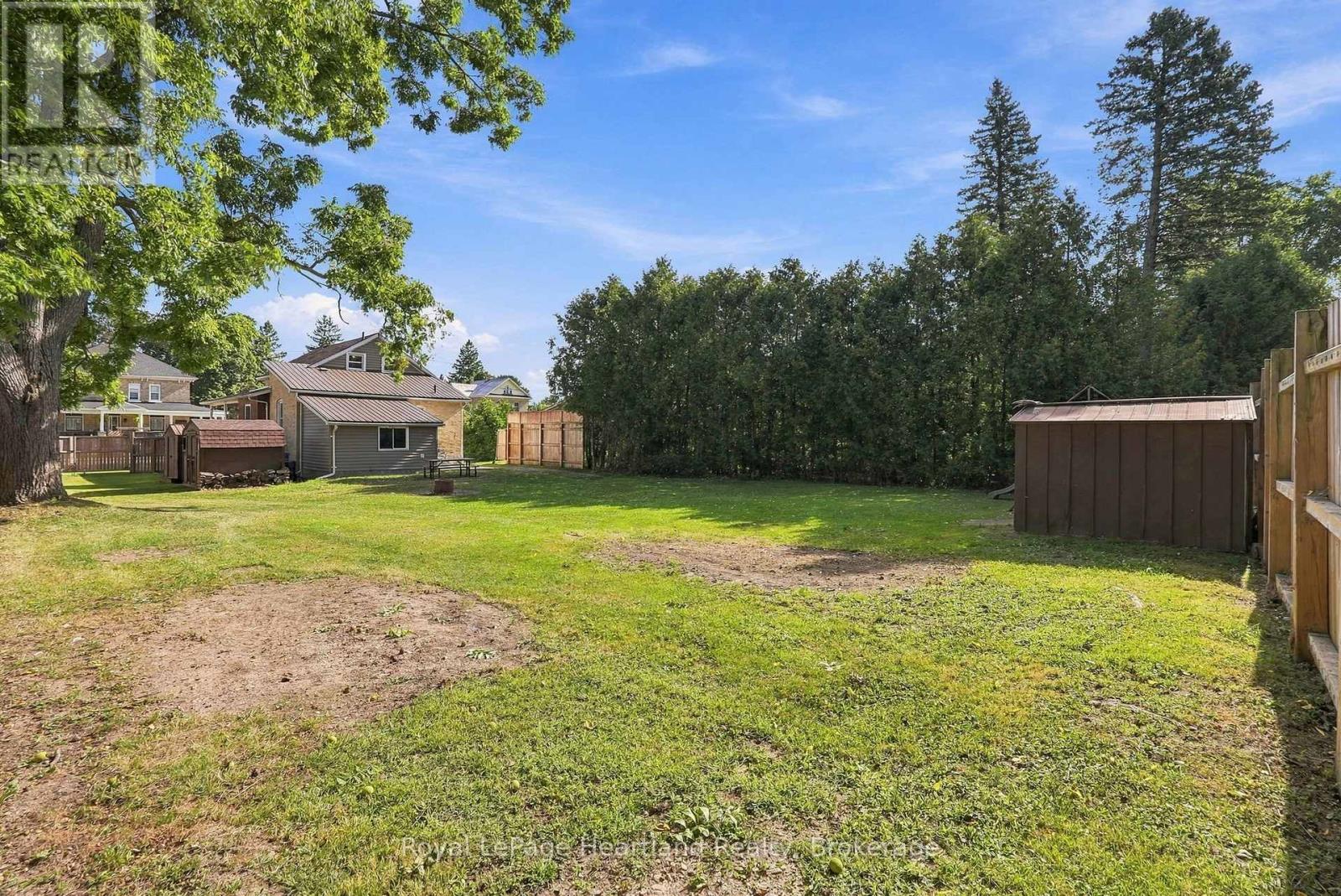 8 Clarke Street S Property Photo 33
