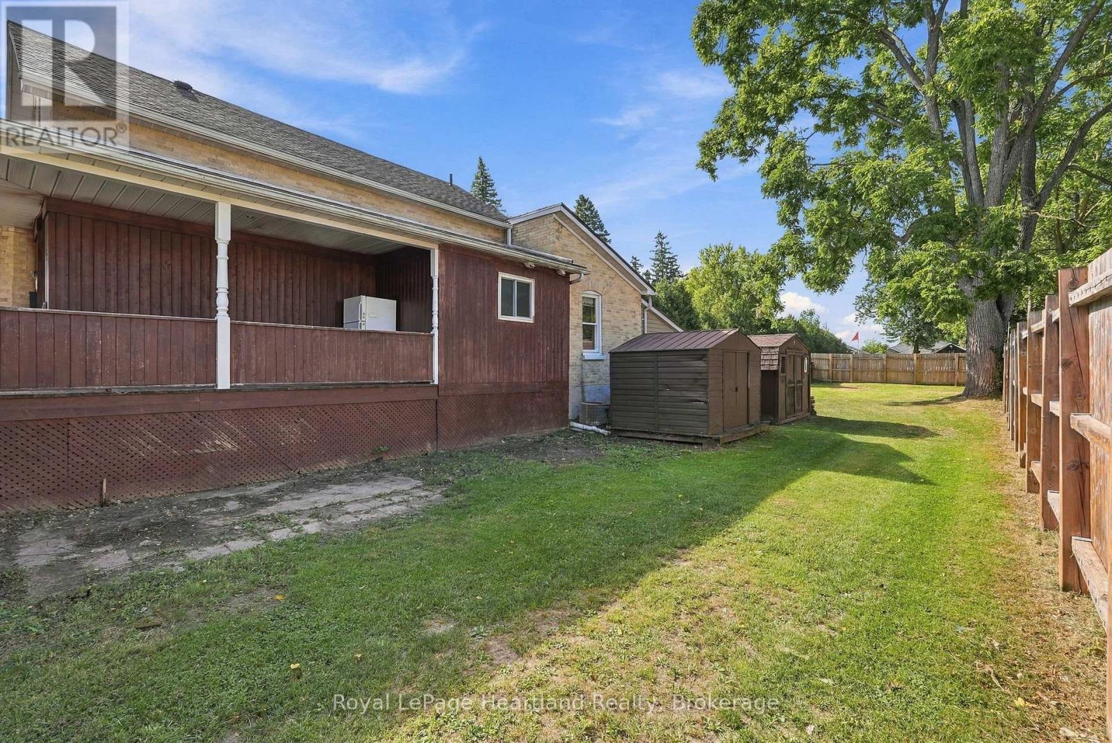 8 Clarke Street S Property Photo 35
