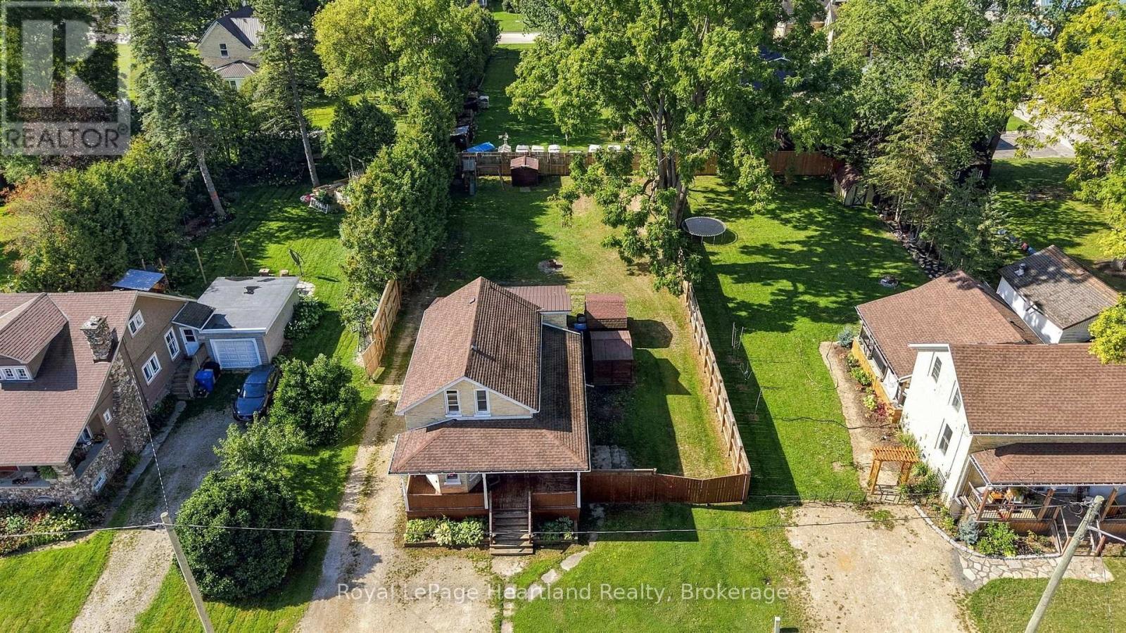 8 Clarke Street S Property Photo 38