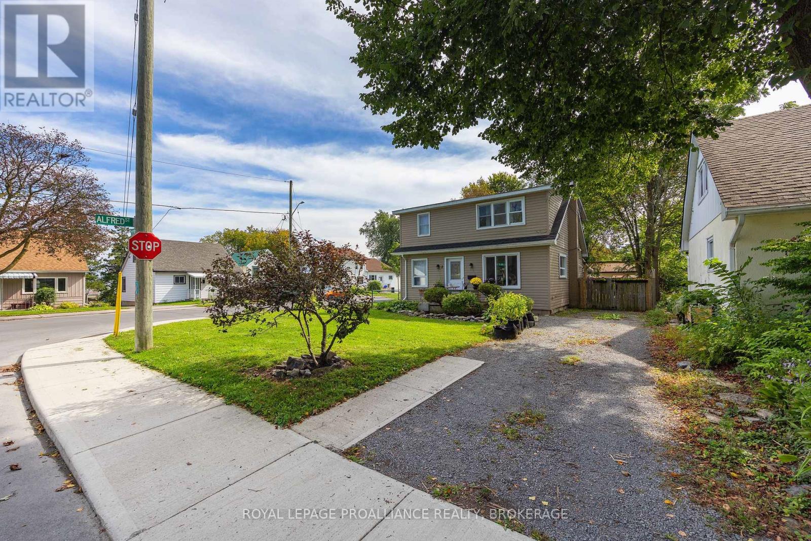 2 Dunkirk Avenue Property Photo 3