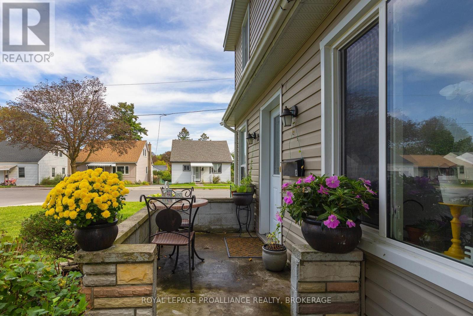 2 Dunkirk Avenue Property Photo 5