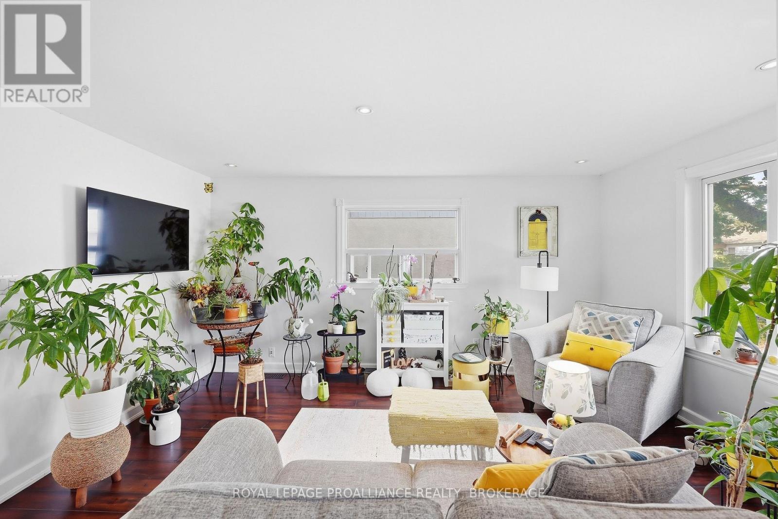 2 Dunkirk Avenue Property Photo 10