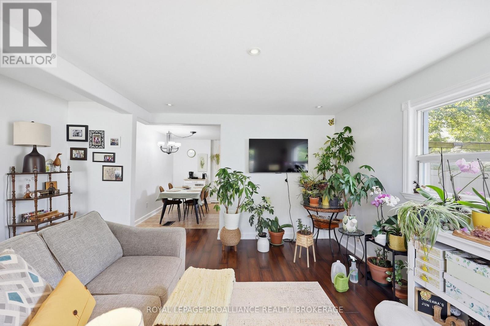 2 Dunkirk Avenue Property Photo 13