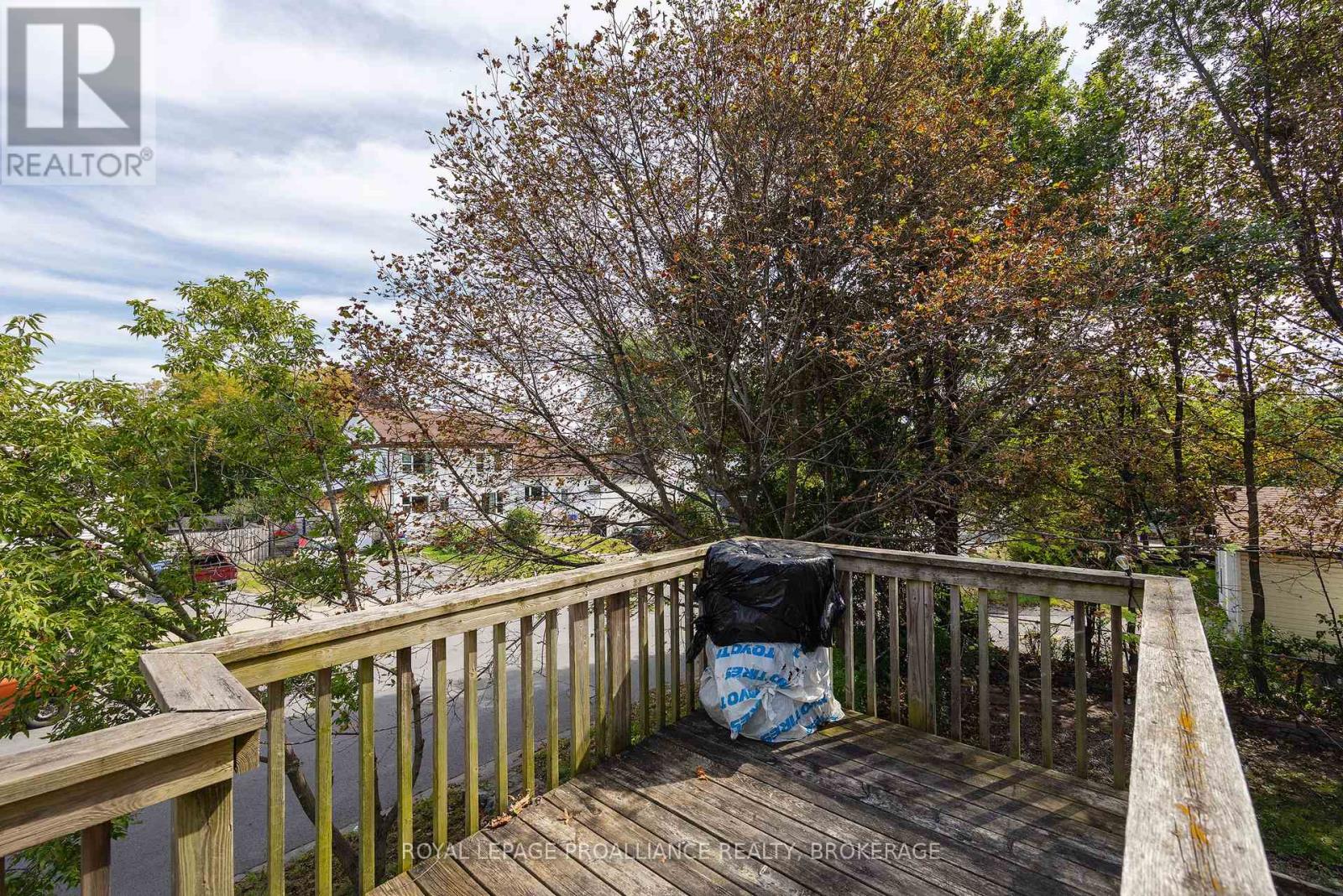 2 Dunkirk Avenue Property Photo 32