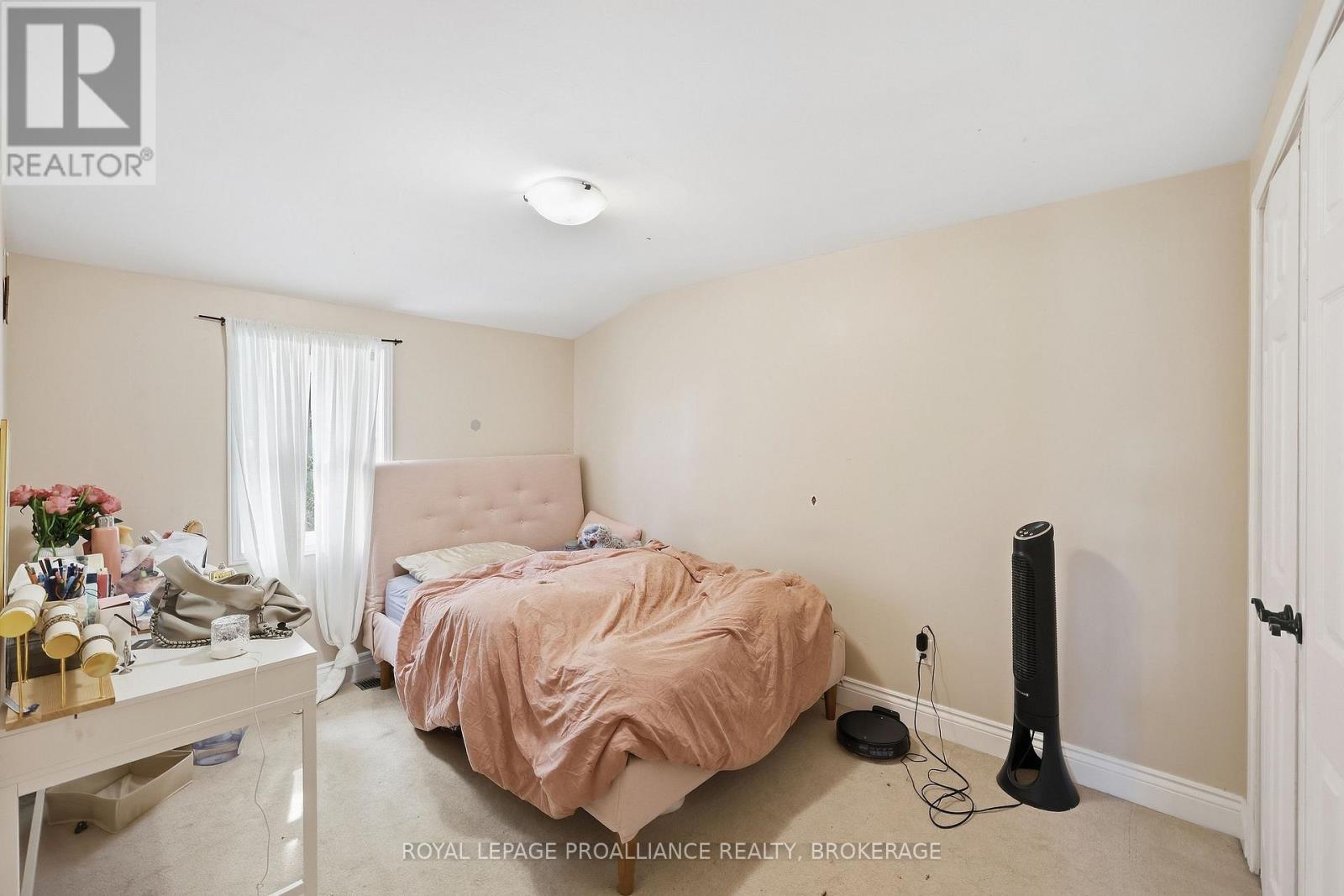 2 Dunkirk Avenue Property Photo 40