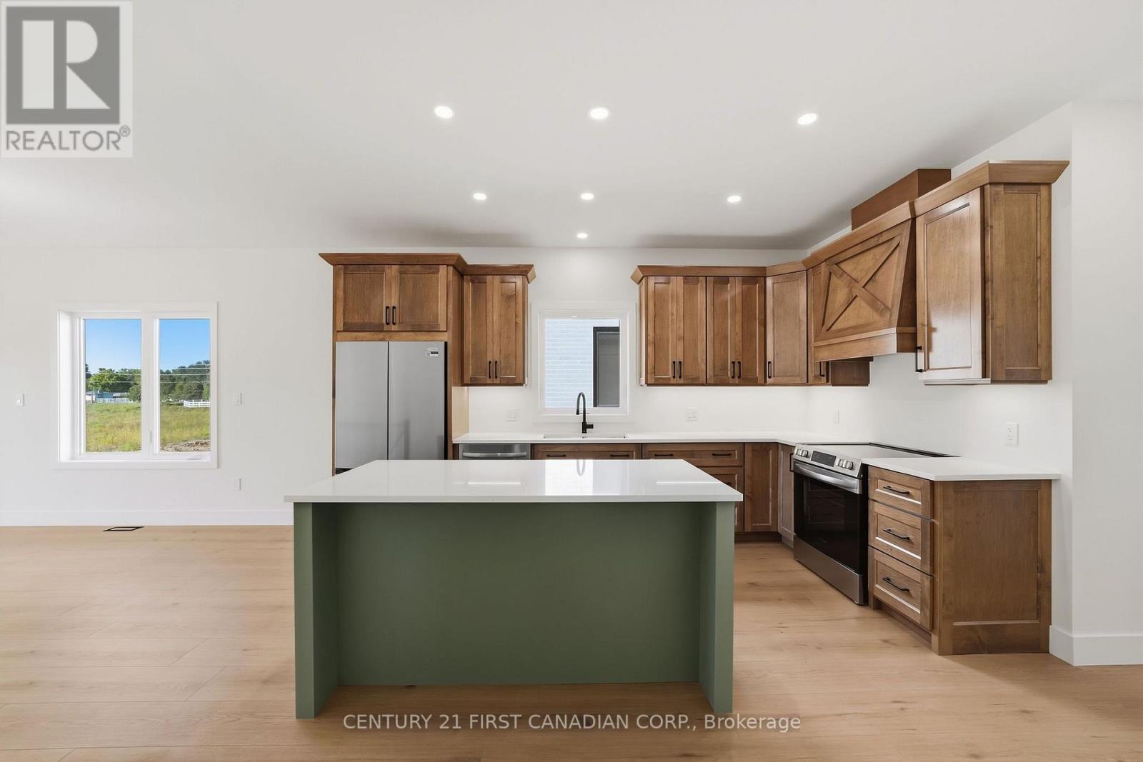 123 Addison Avenue Property Photo 10