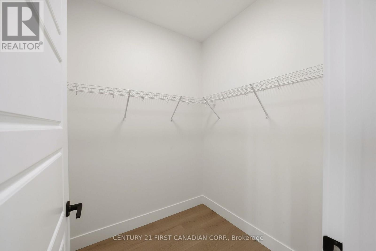 123 Addison Avenue Property Photo 13