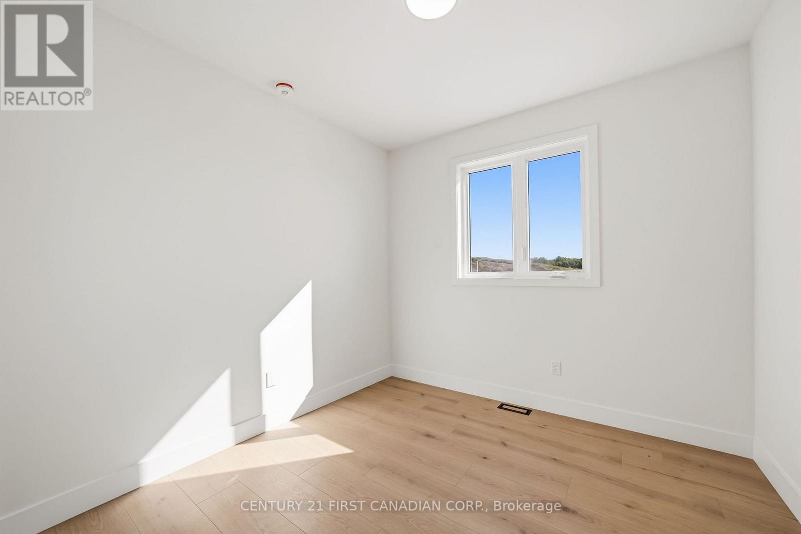 123 Addison Avenue Property Photo 20