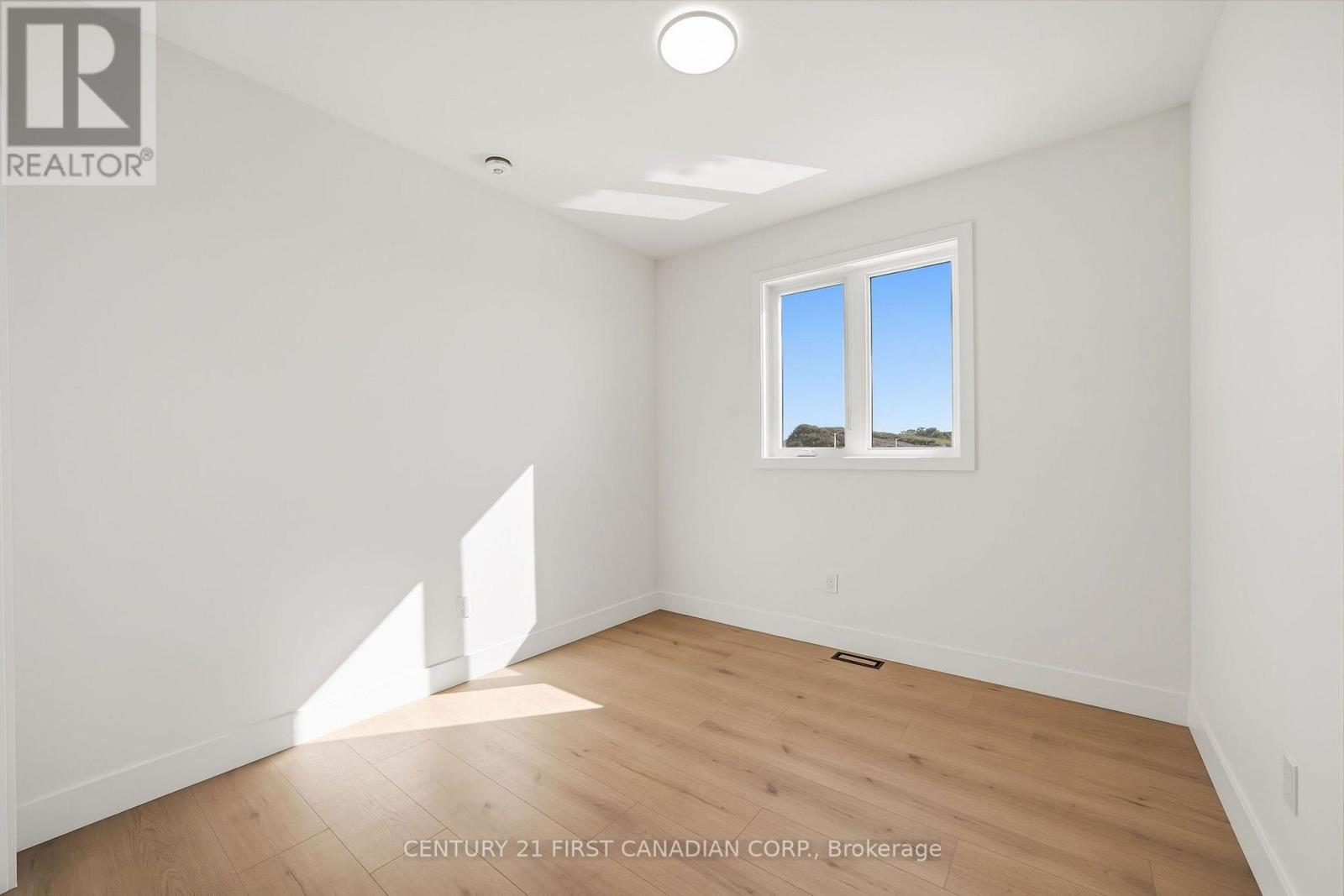 123 Addison Avenue Property Photo 22