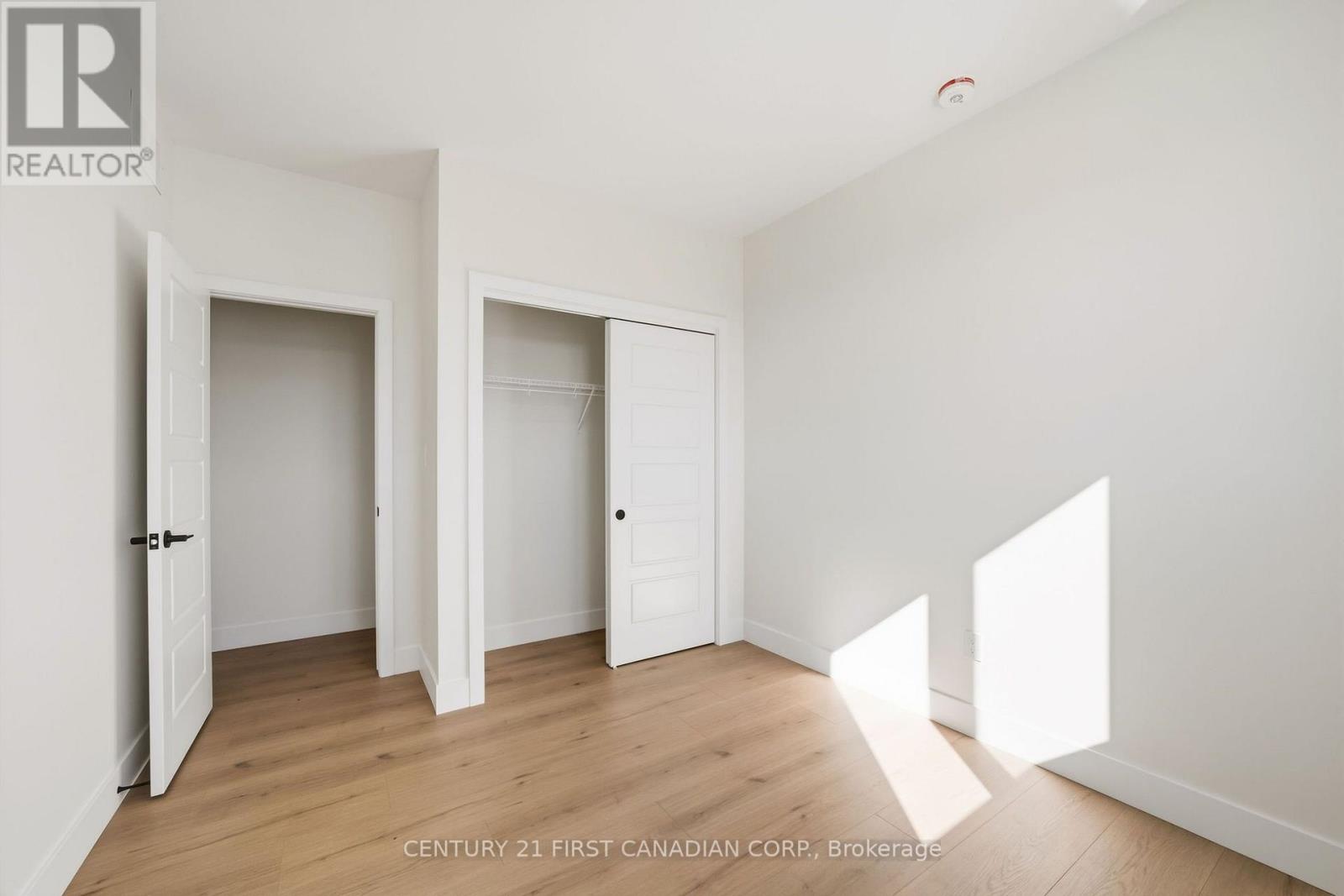 123 Addison Avenue Property Photo 23