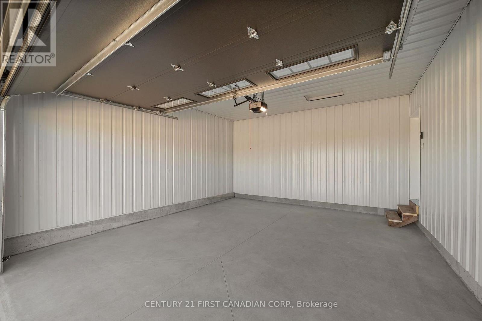 123 Addison Avenue Property Photo 29