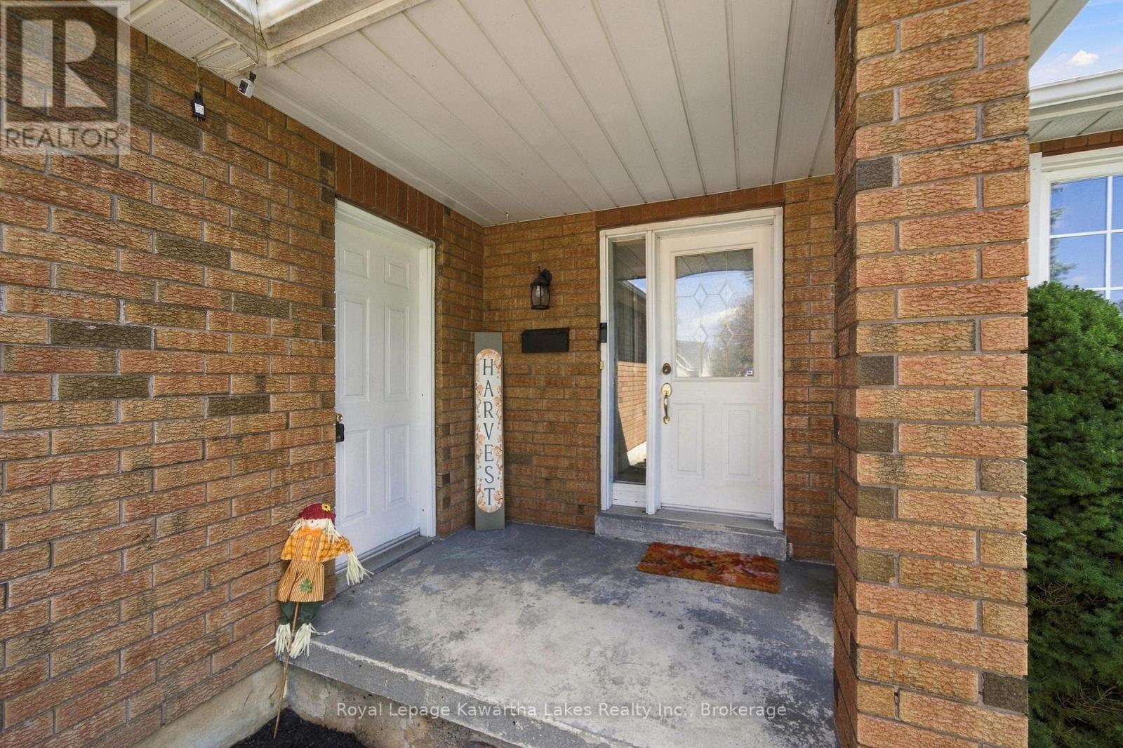 1220 Wildlark Drive Property Photo 8