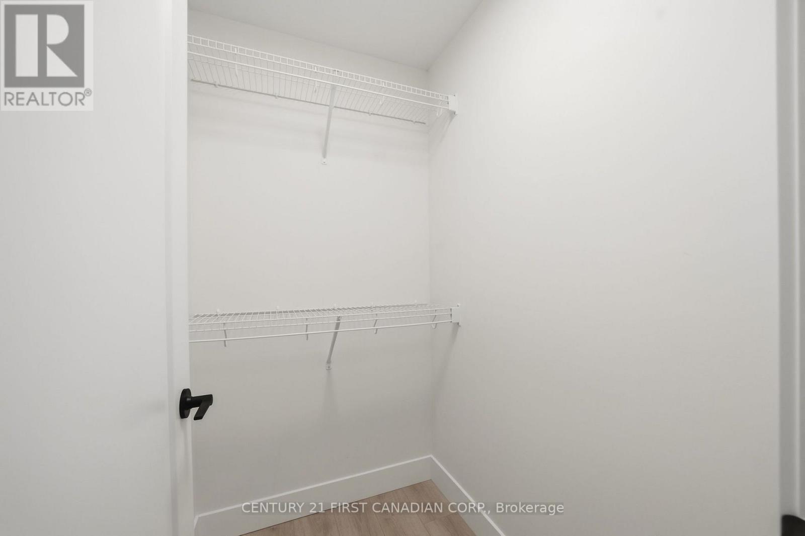 122 Addison Avenue Property Photo 18