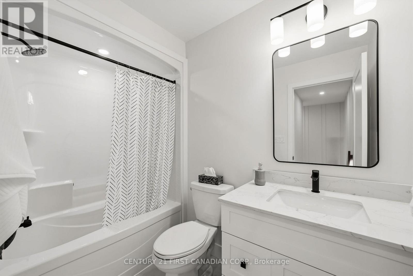 122 Addison Avenue Property Photo 24