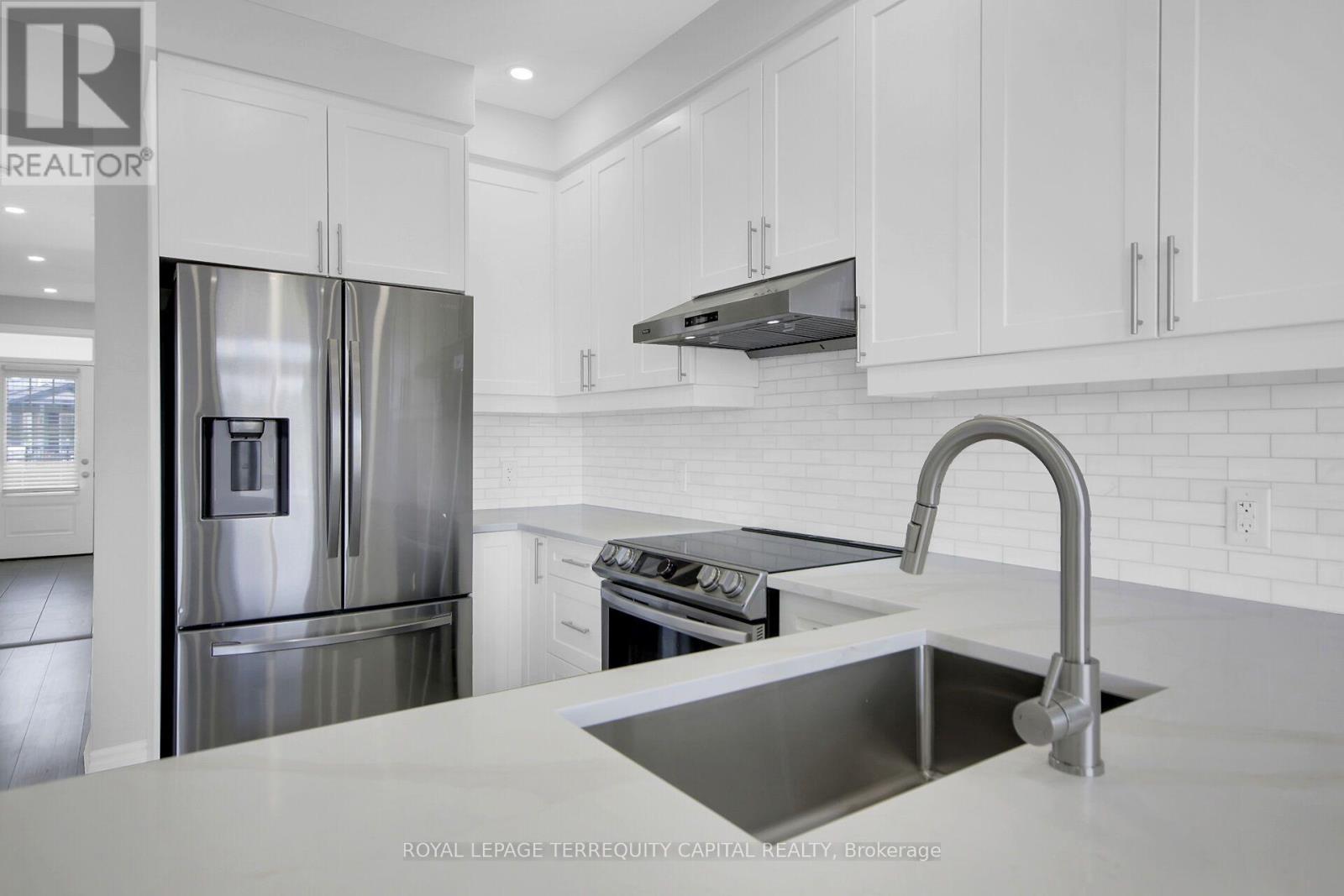 116 Unity Place Property Photo 5