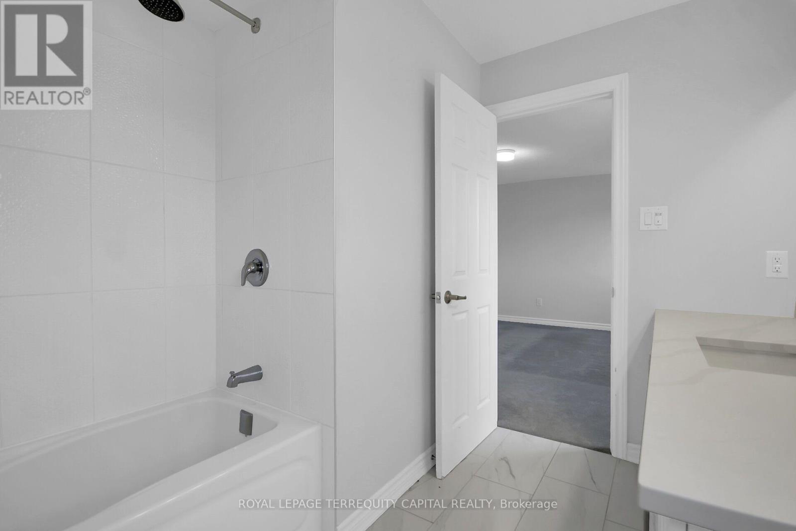 116 Unity Place Property Photo 39
