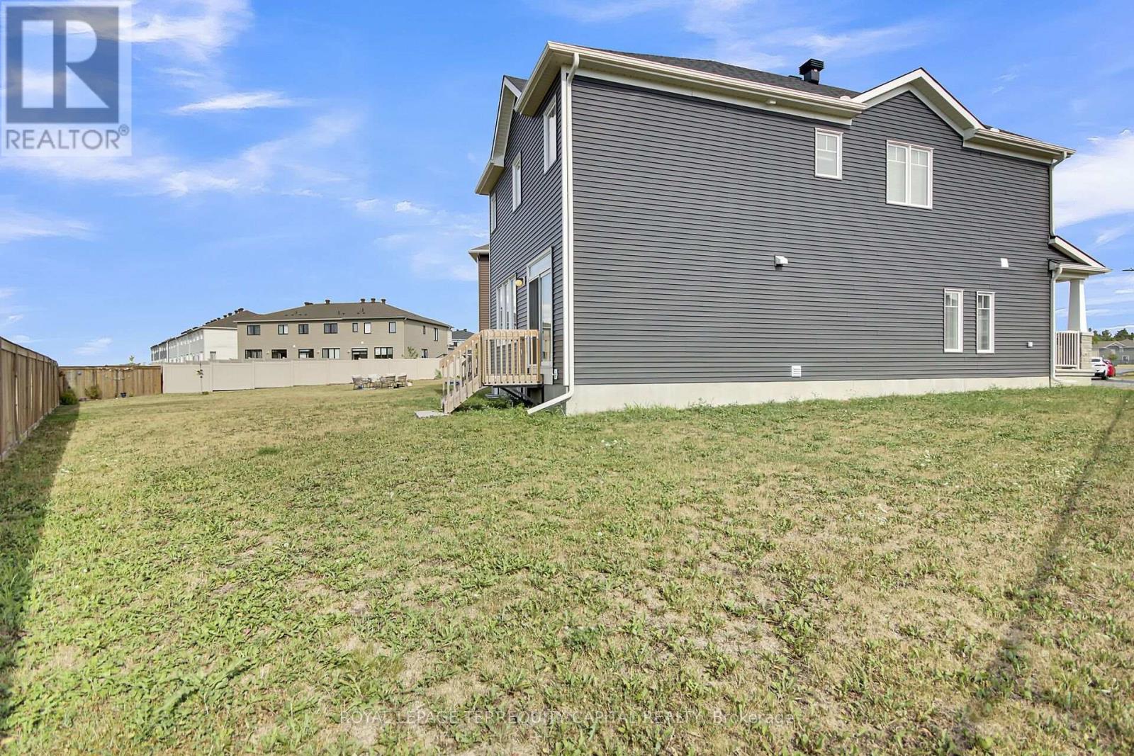 116 Unity Place Property Photo 48