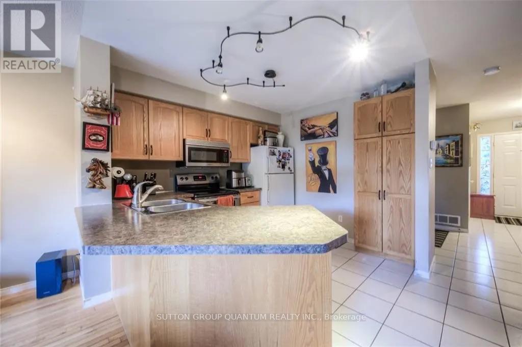 99 Foxborough Drive Property Photo 8
