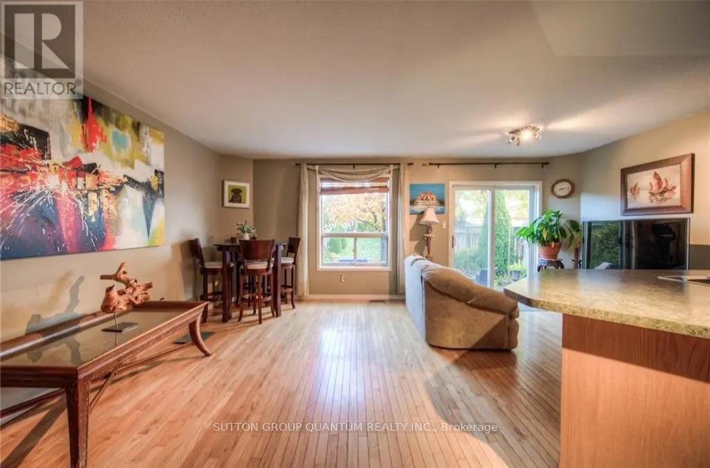 99 Foxborough Drive Property Photo 14