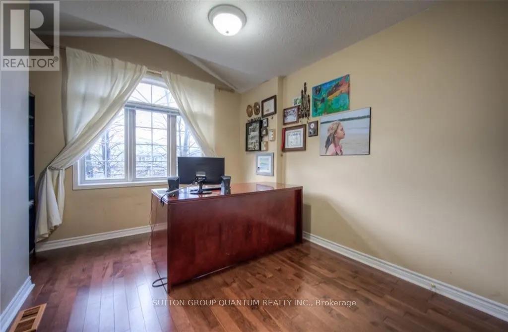 99 Foxborough Drive Property Photo 16