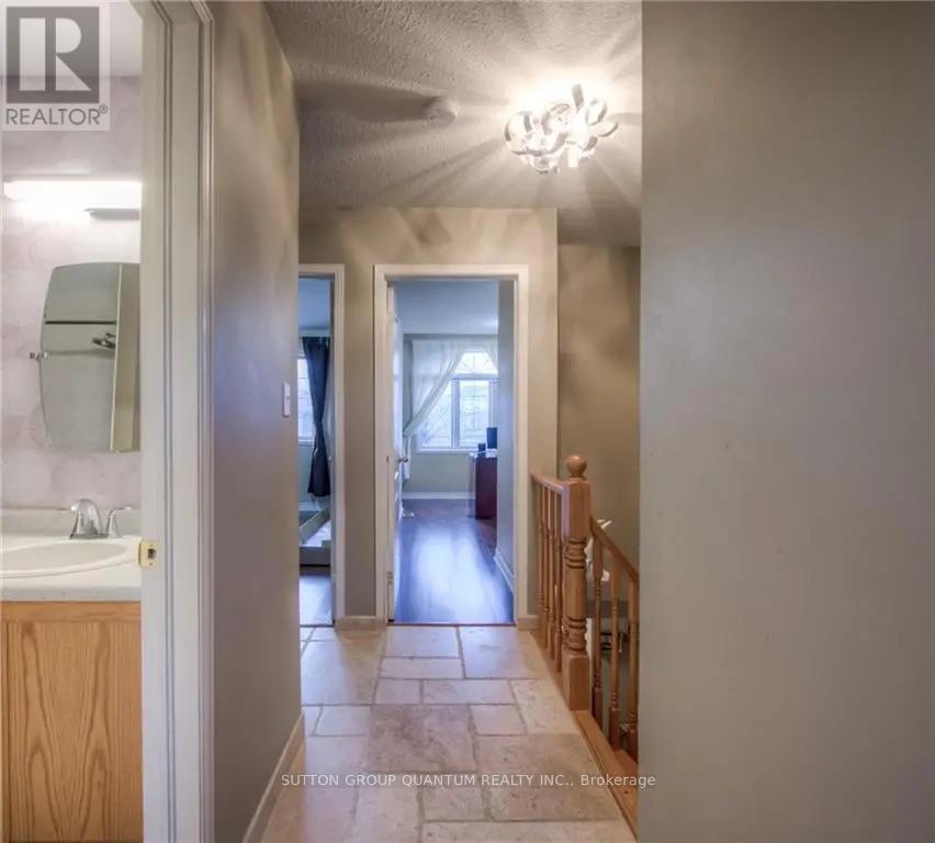 99 Foxborough Drive Property Photo 18