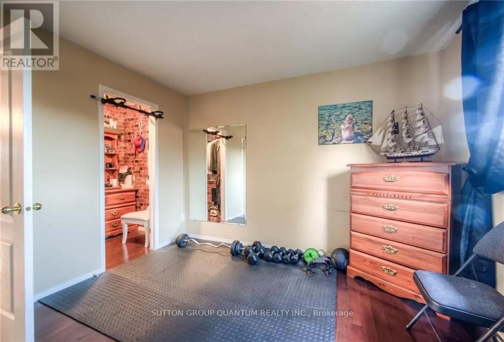 99 Foxborough Drive Property Photo 21