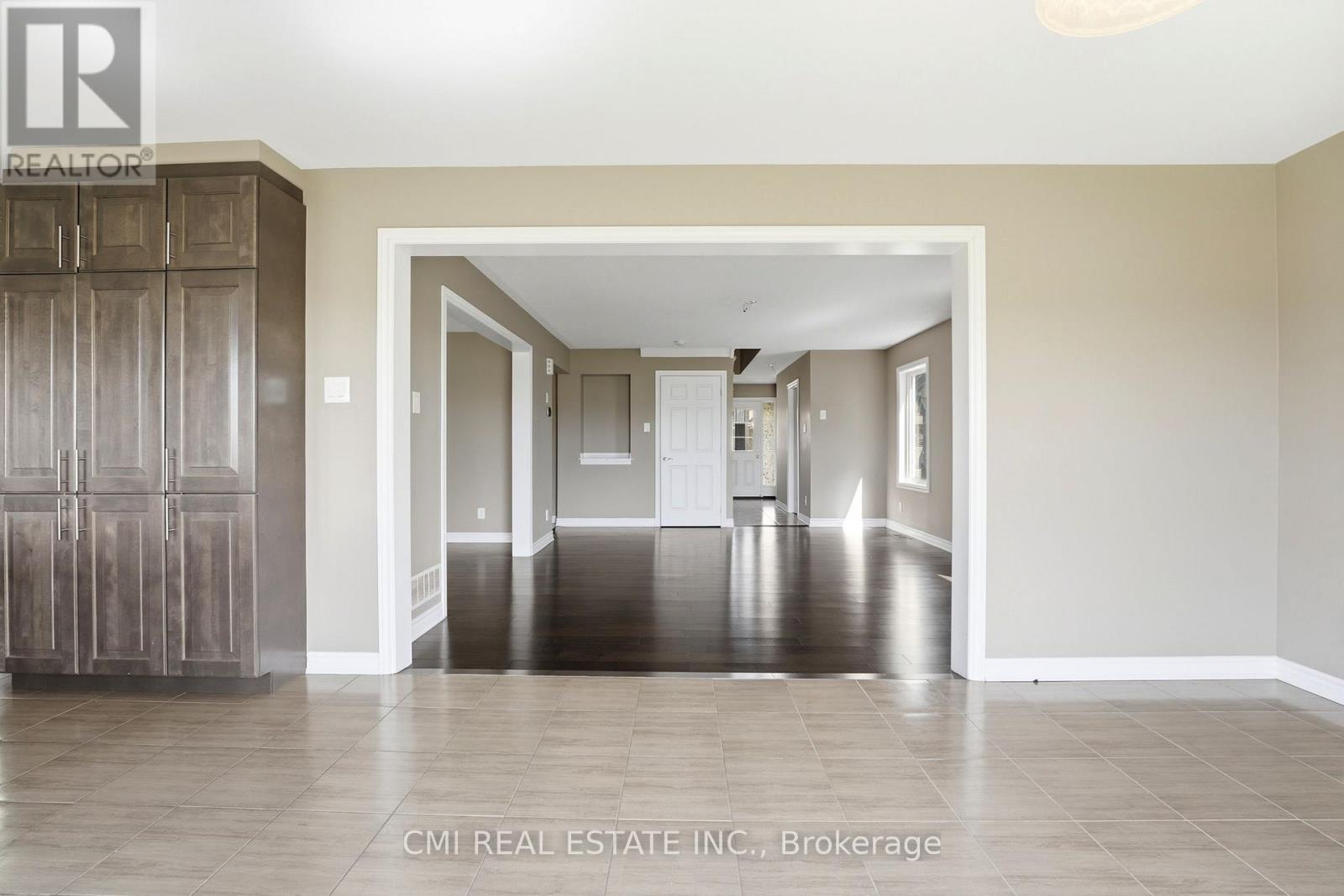 325 Sweetclover Way Property Photo 8