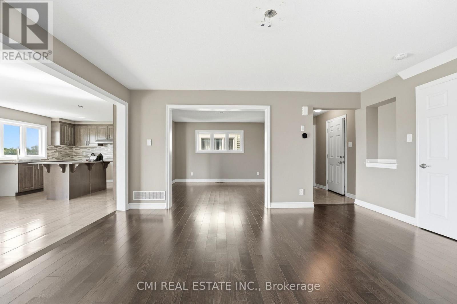 325 Sweetclover Way Property Photo 10