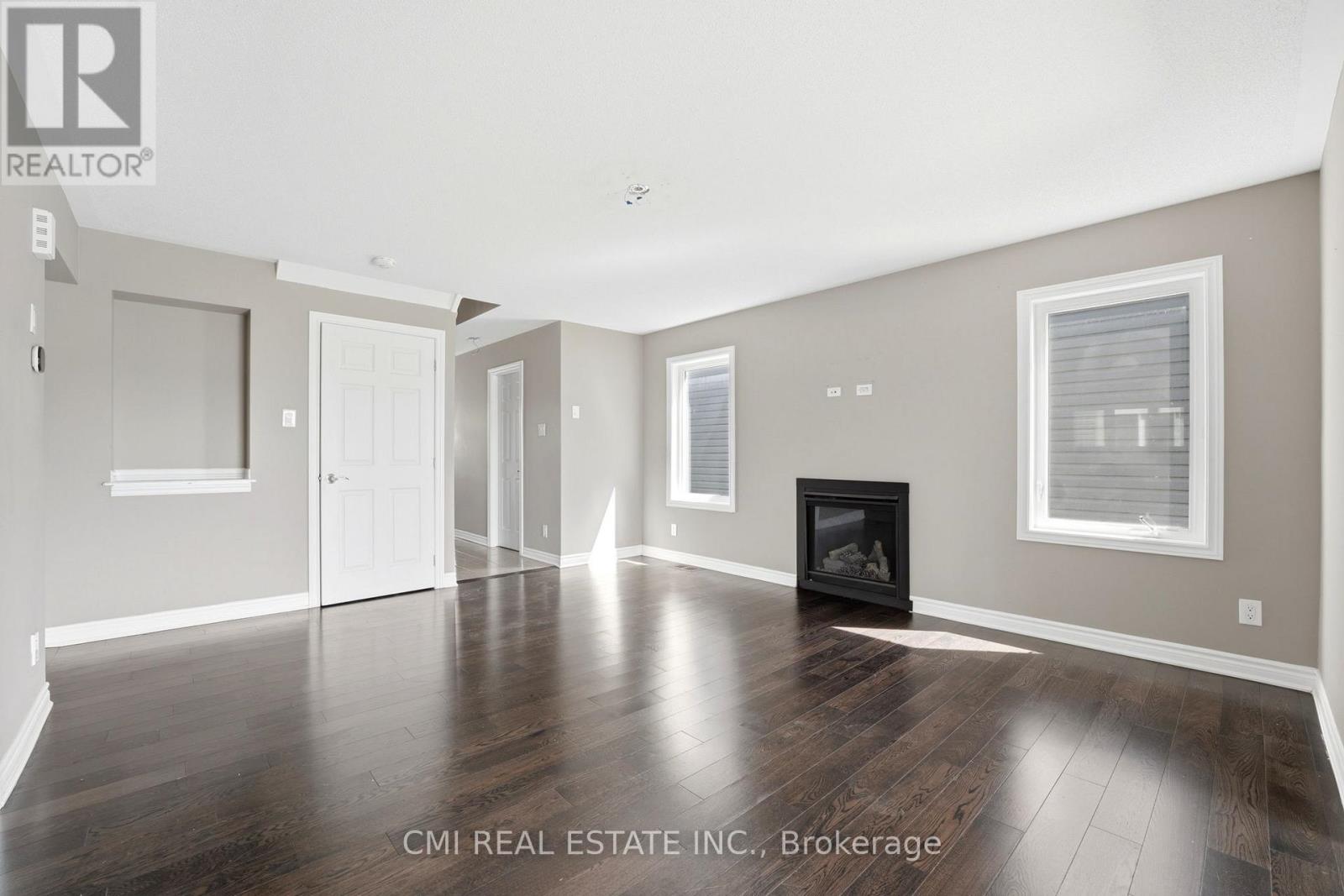 325 Sweetclover Way Property Photo 11