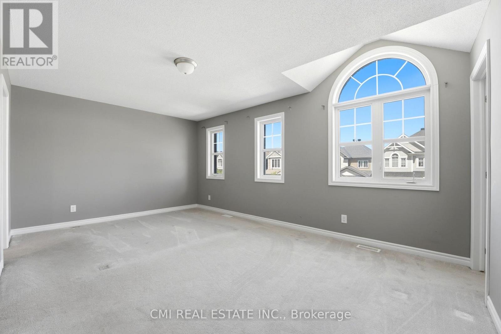 325 Sweetclover Way Property Photo 21