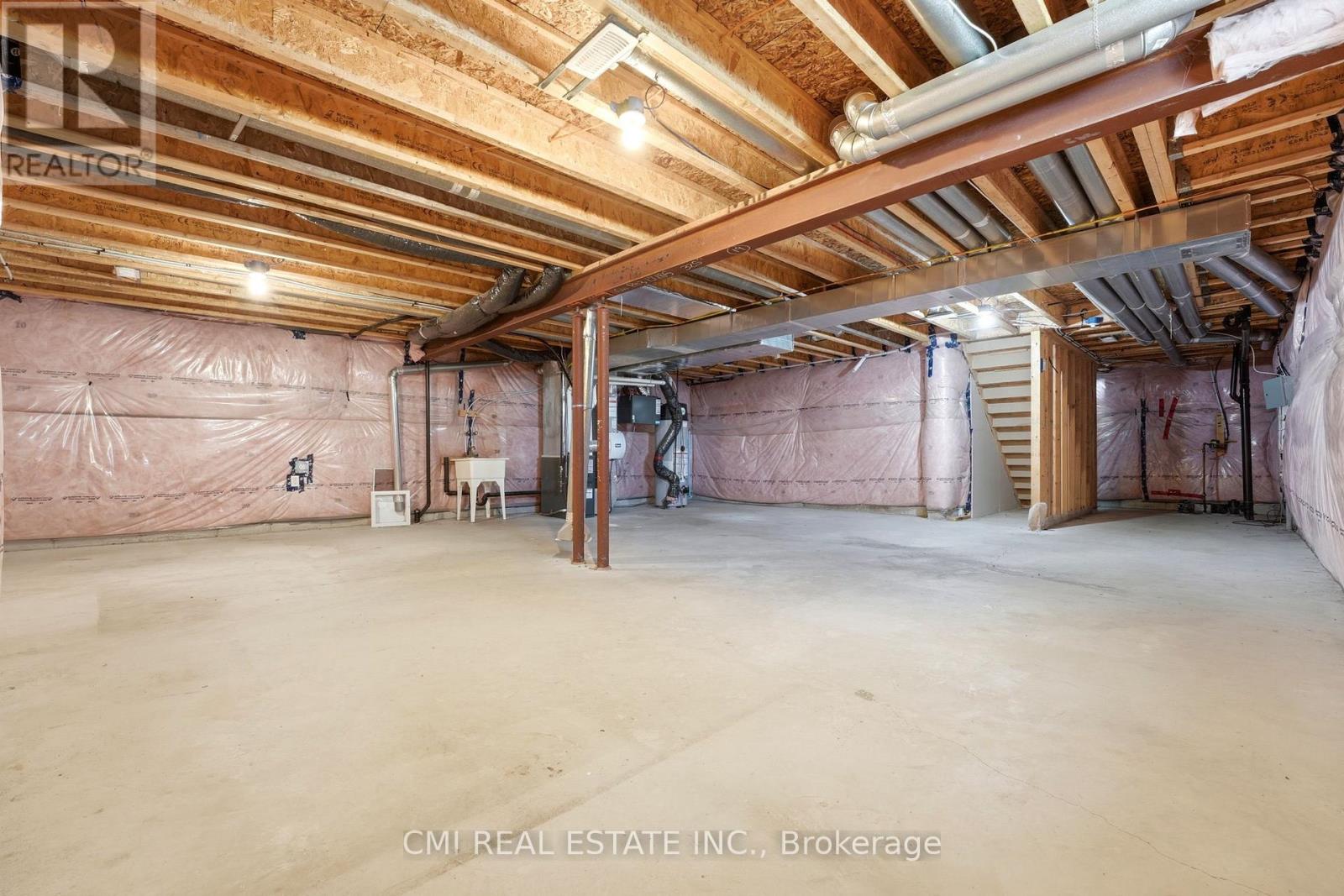 325 Sweetclover Way Property Photo 37