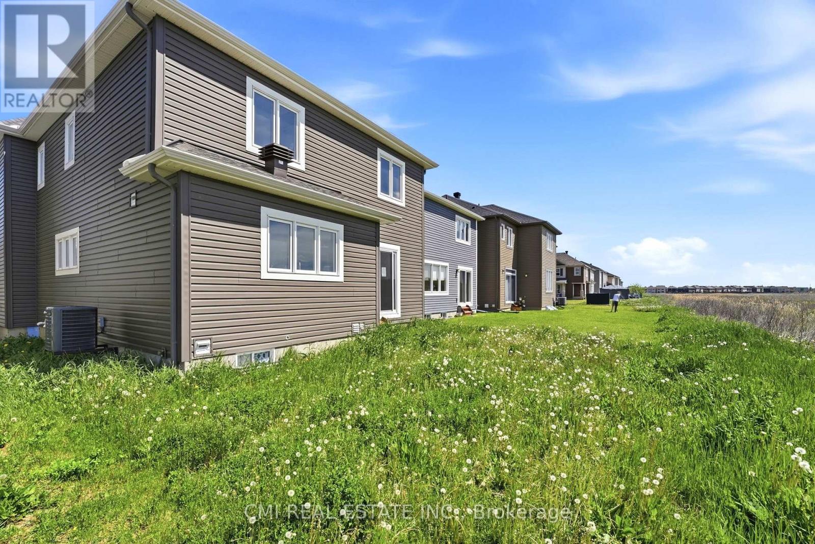 325 Sweetclover Way Property Photo 40