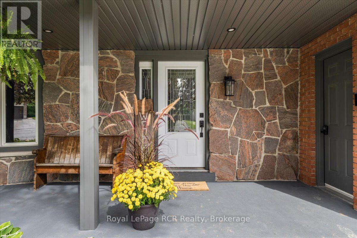 144 2nd Street Property Photo 5