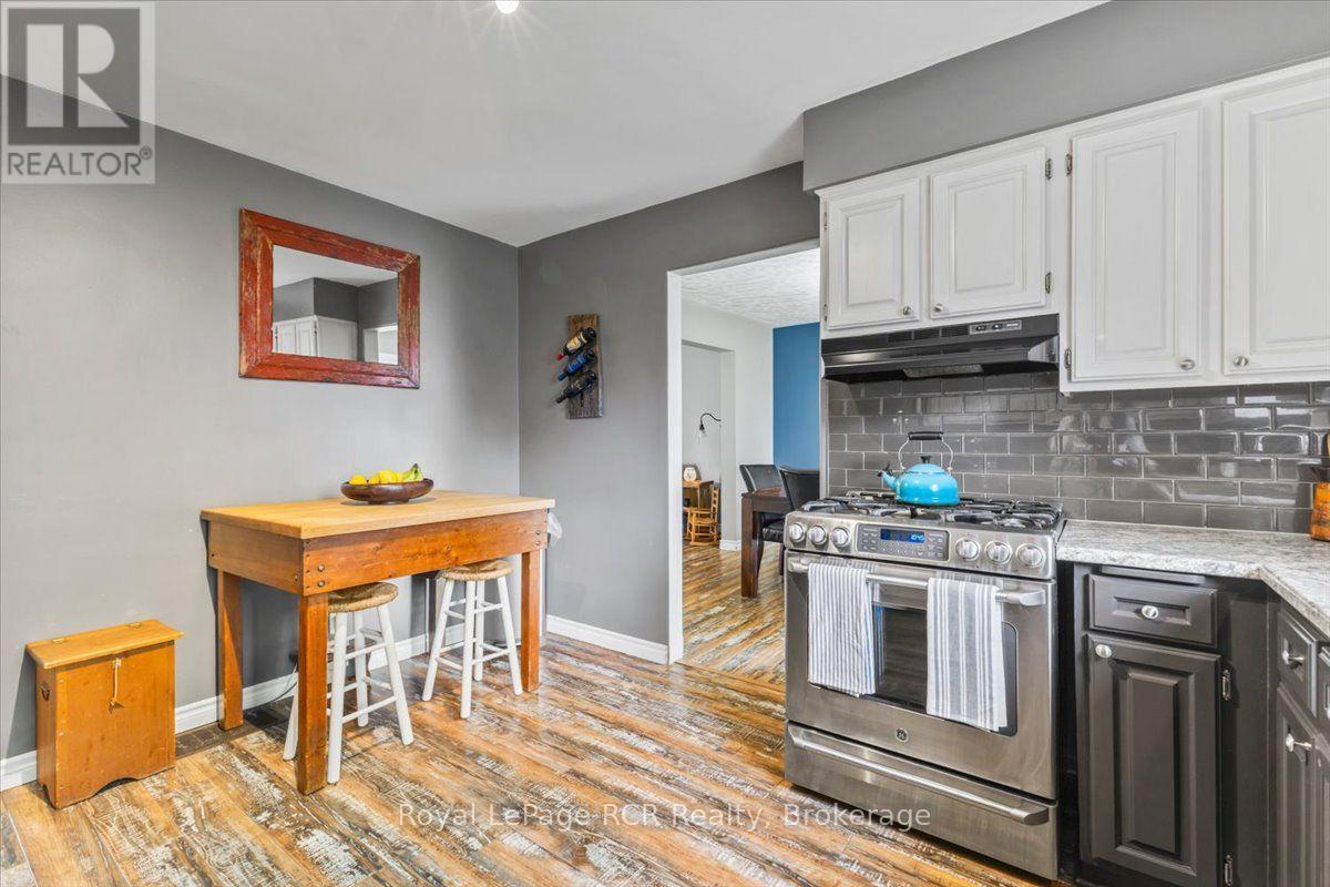 144 2nd Street Property Photo 12