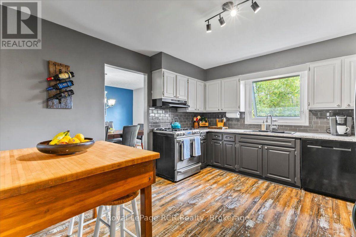 144 2nd Street Property Photo 13