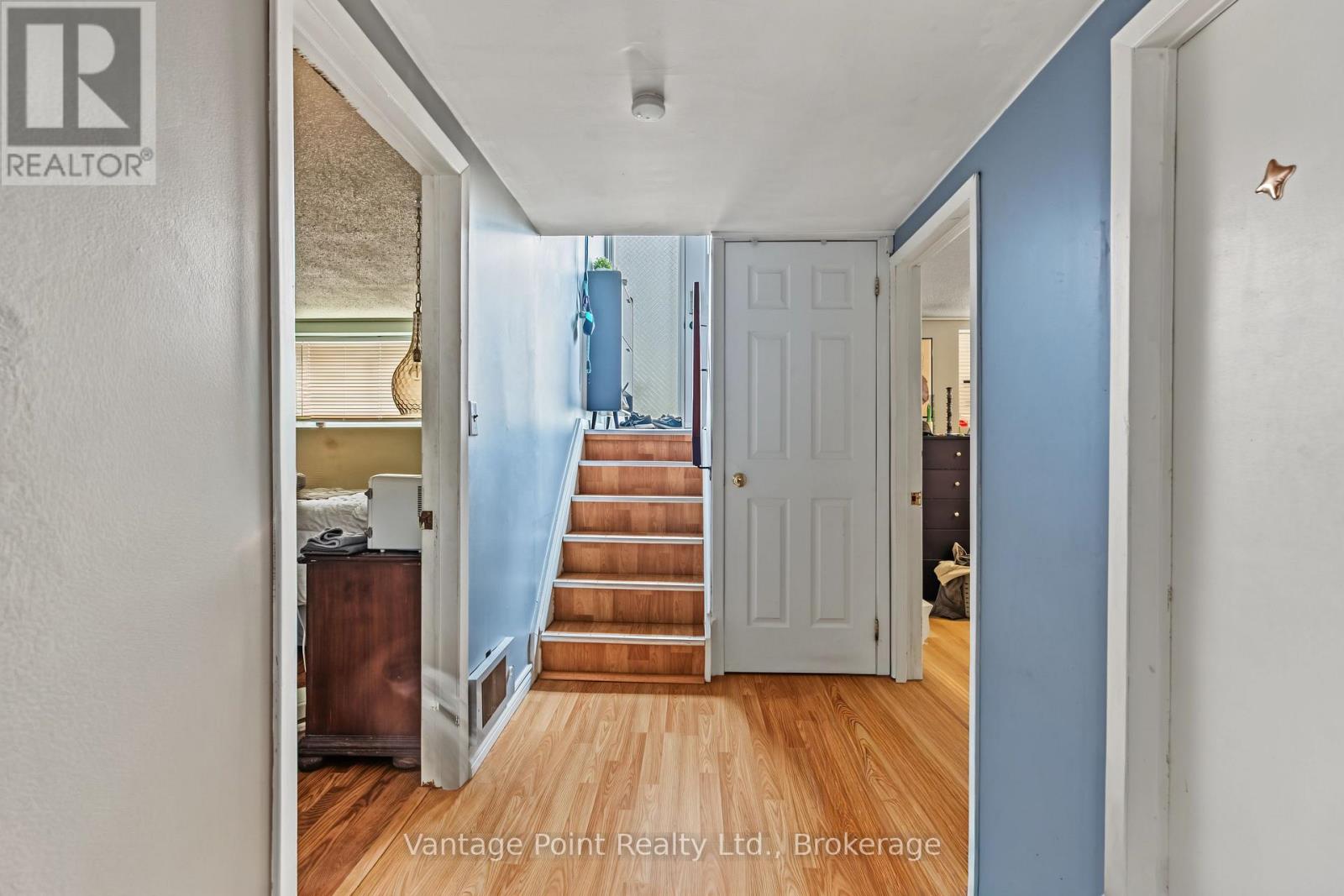 1154 2nd Avenue W Property Photo 16