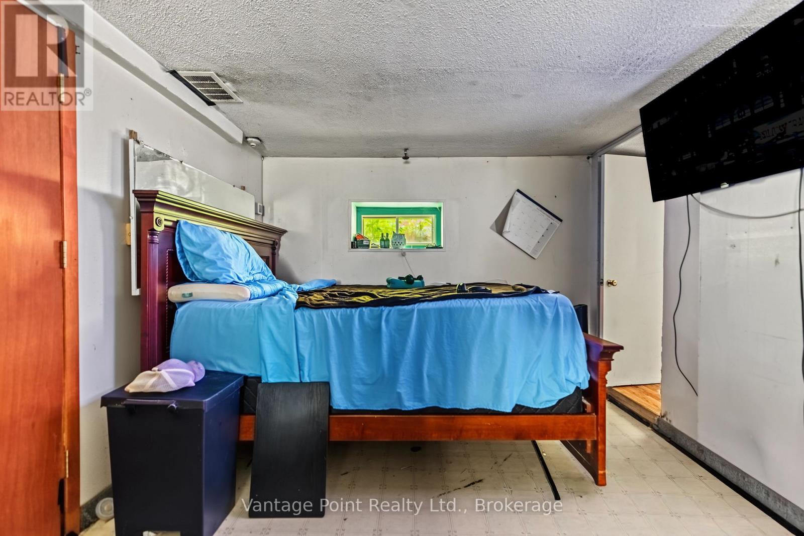 1154 2nd Avenue W Property Photo 19