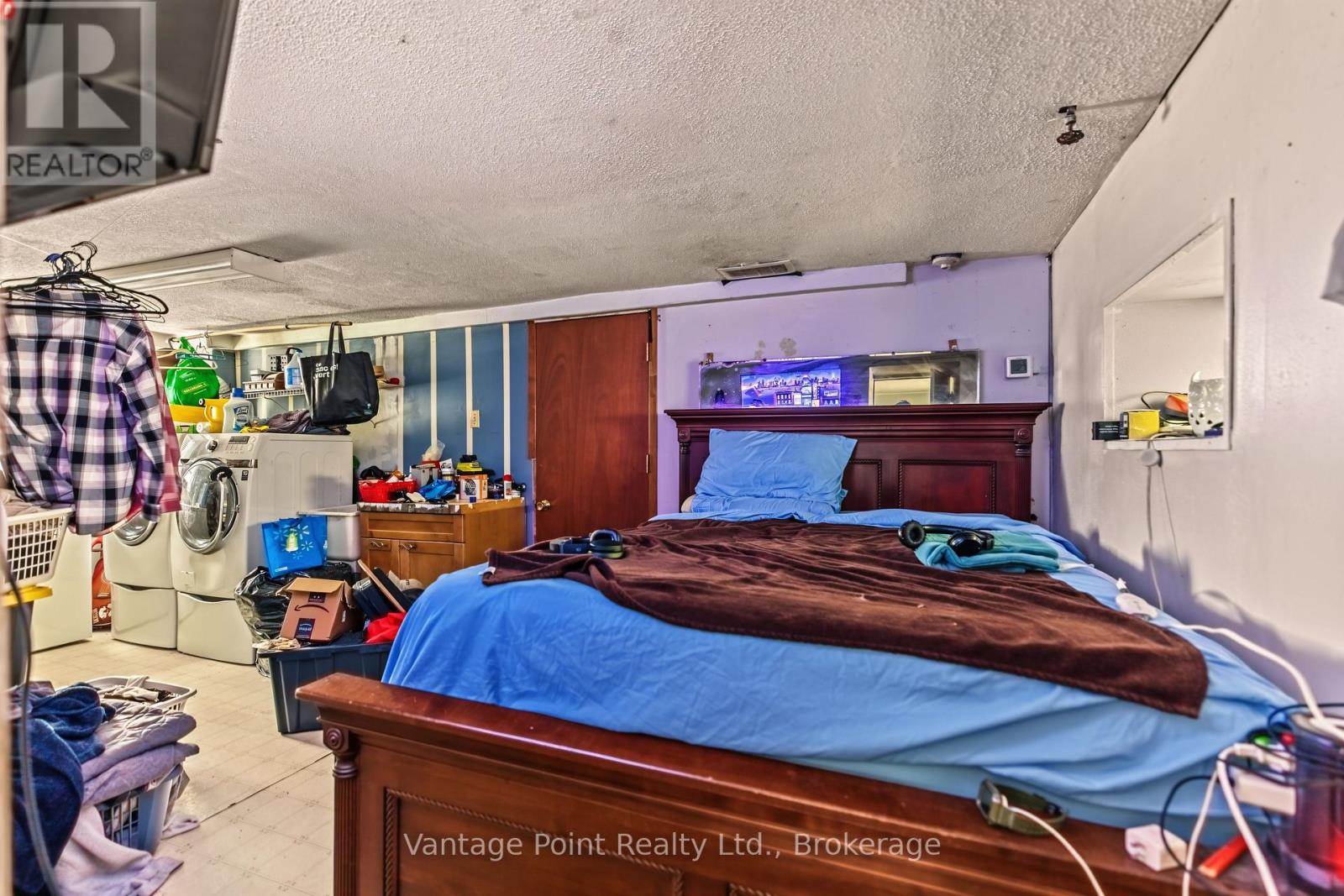 1154 2nd Avenue W Property Photo 40