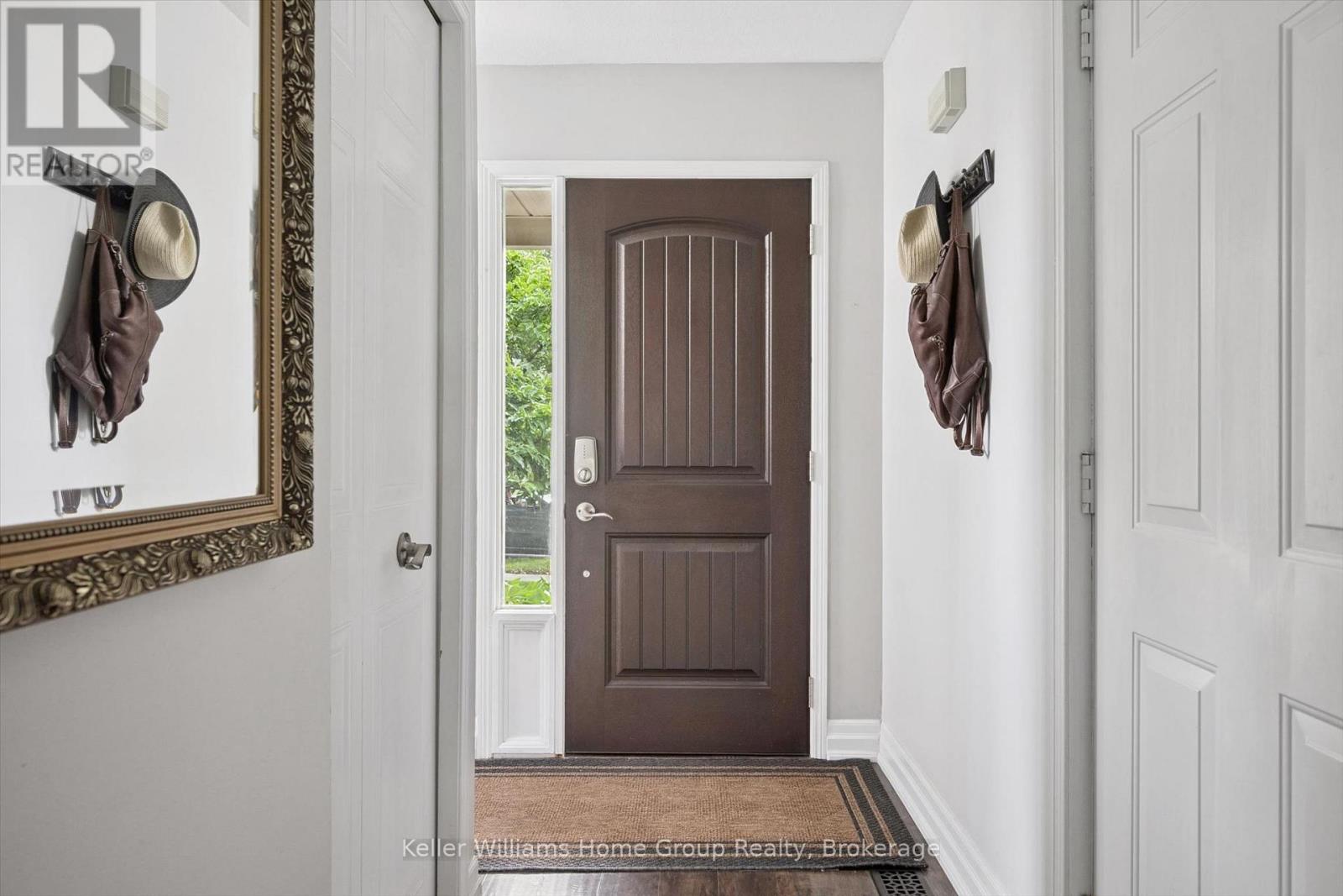 154 Shadow Wood Court Property Photo 5