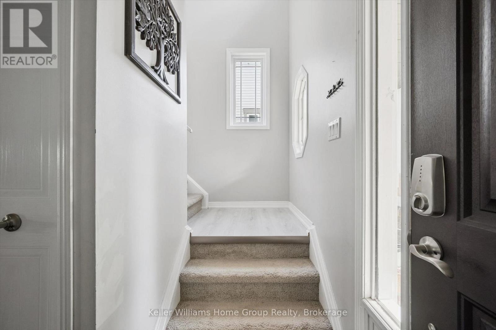154 Shadow Wood Court Property Photo 6