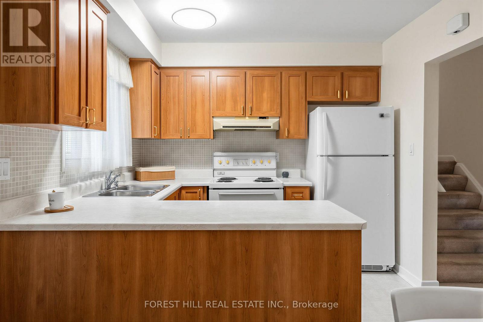 56 Little John Road Property Photo 10