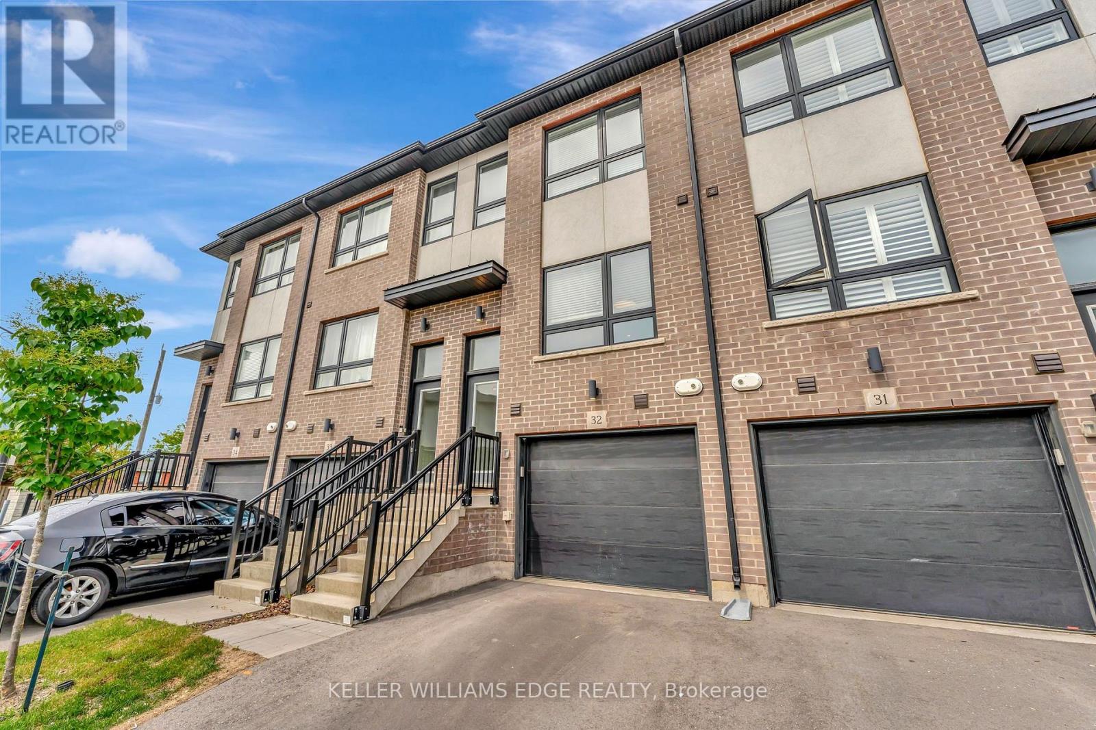32 - 720 Grey Street Property Photo 2