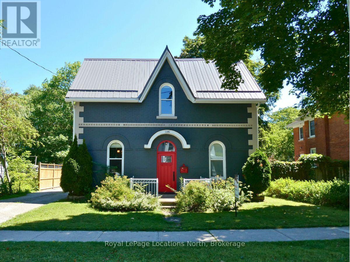 1181 4TH AVENUE W Property Photo 1