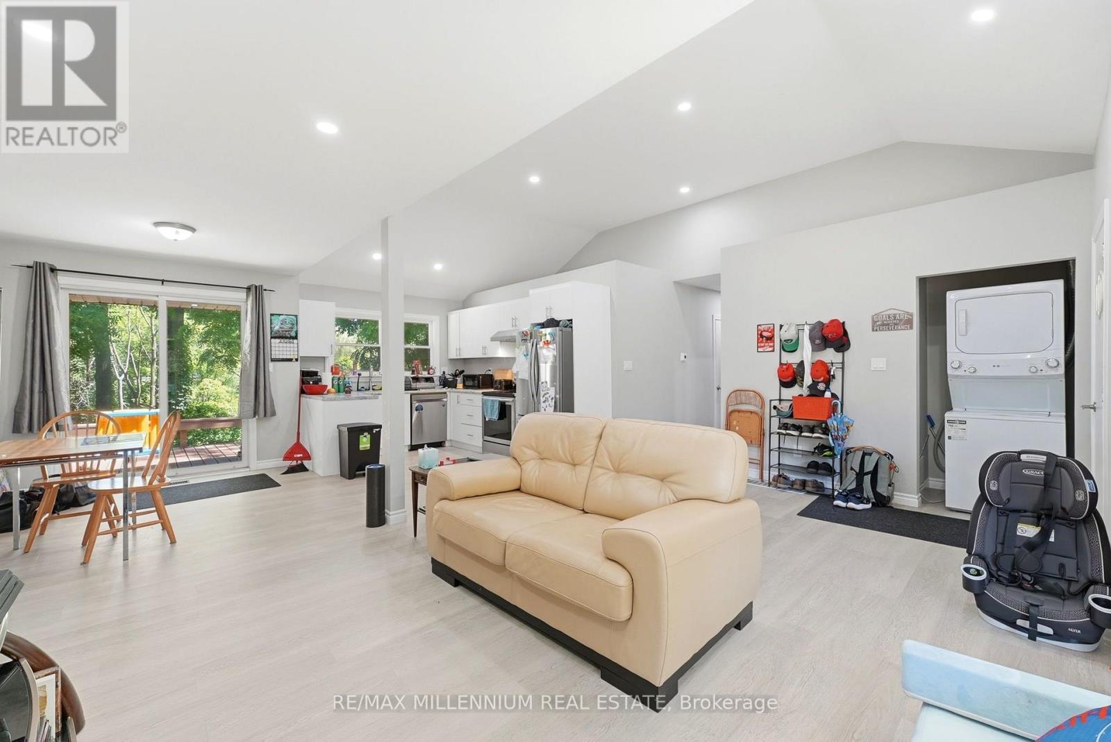22 Montgomery Road Property Photo 7