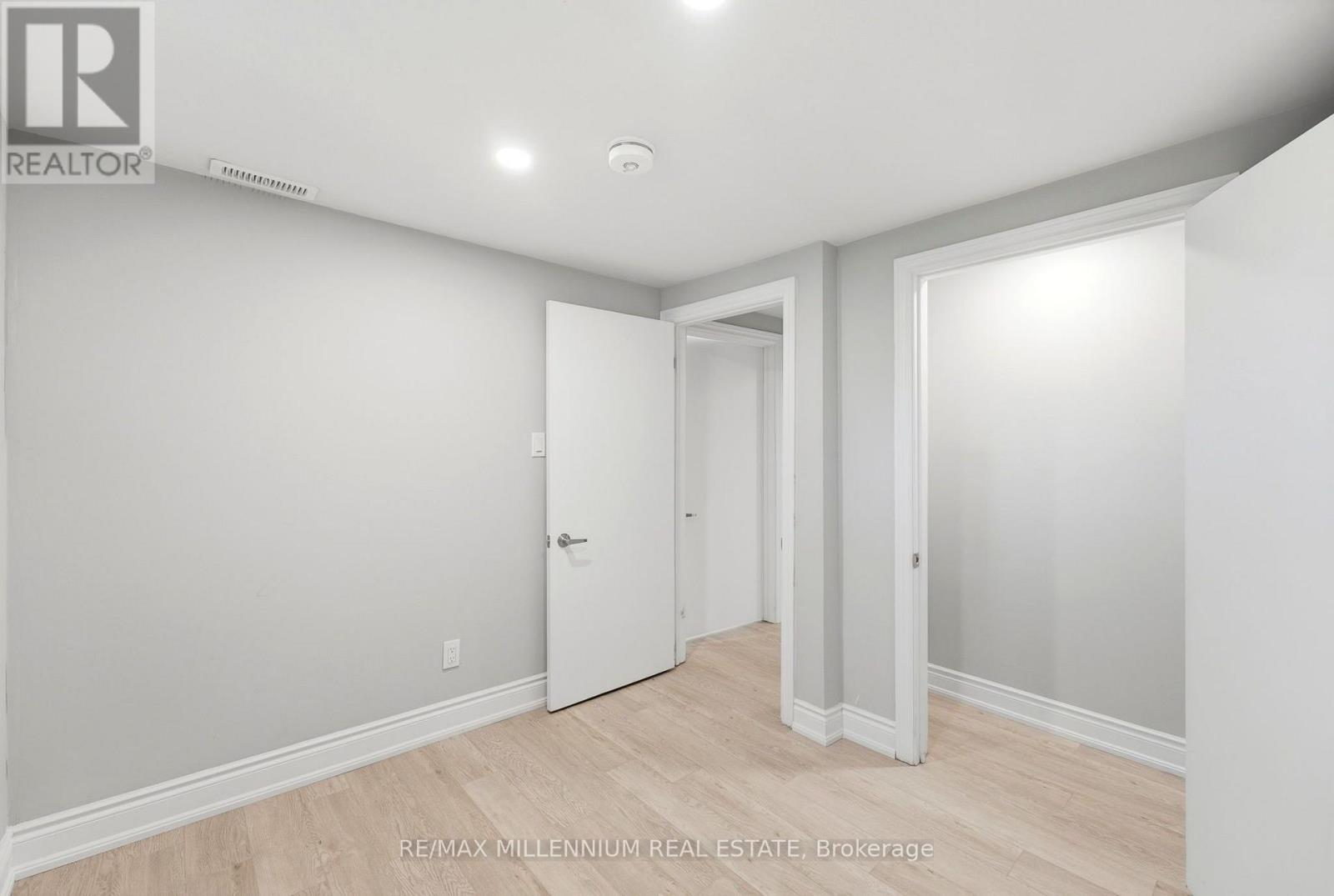 22 Montgomery Road Property Photo 38