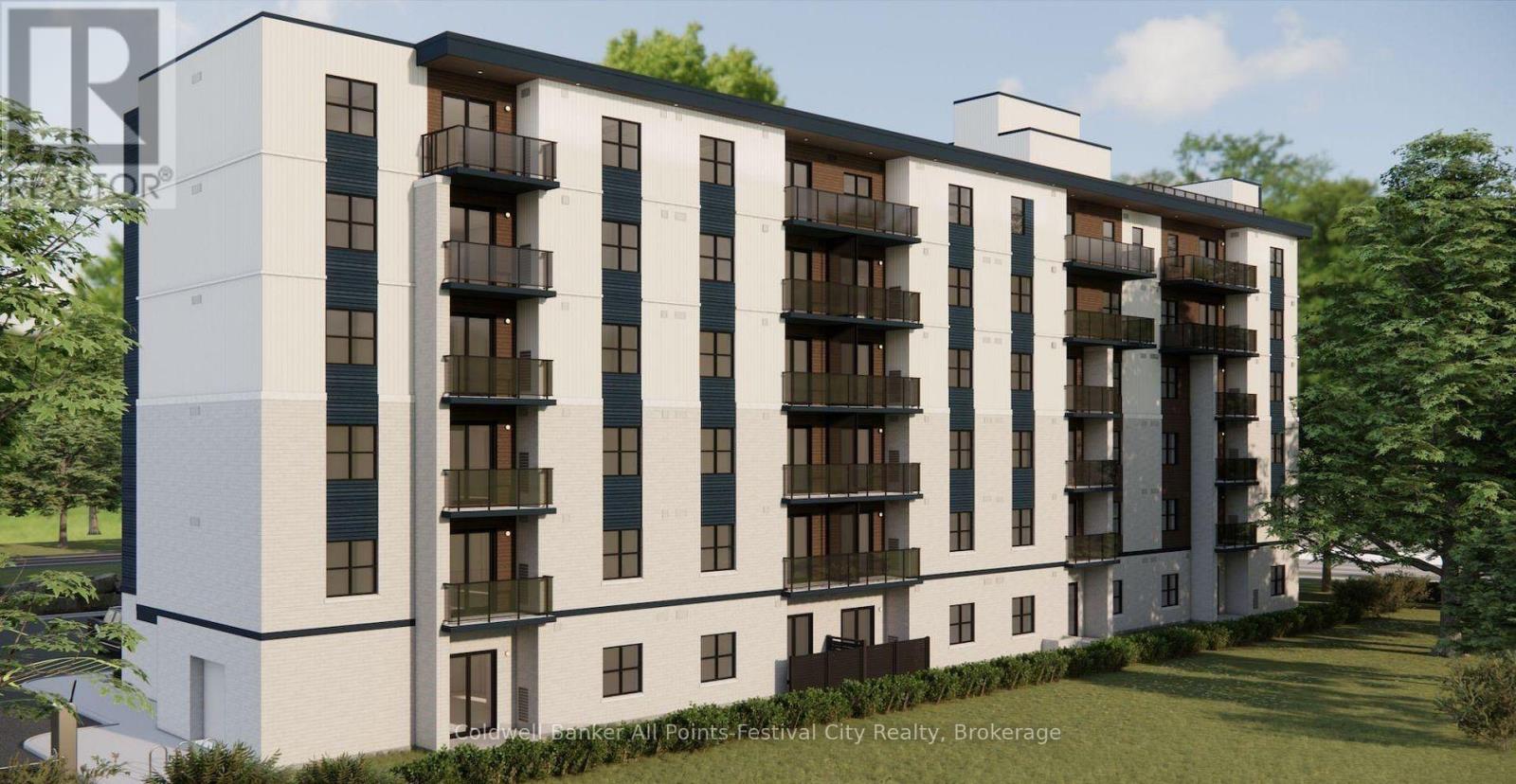 203 - 75 Suncoast Drive E Property Photo 2